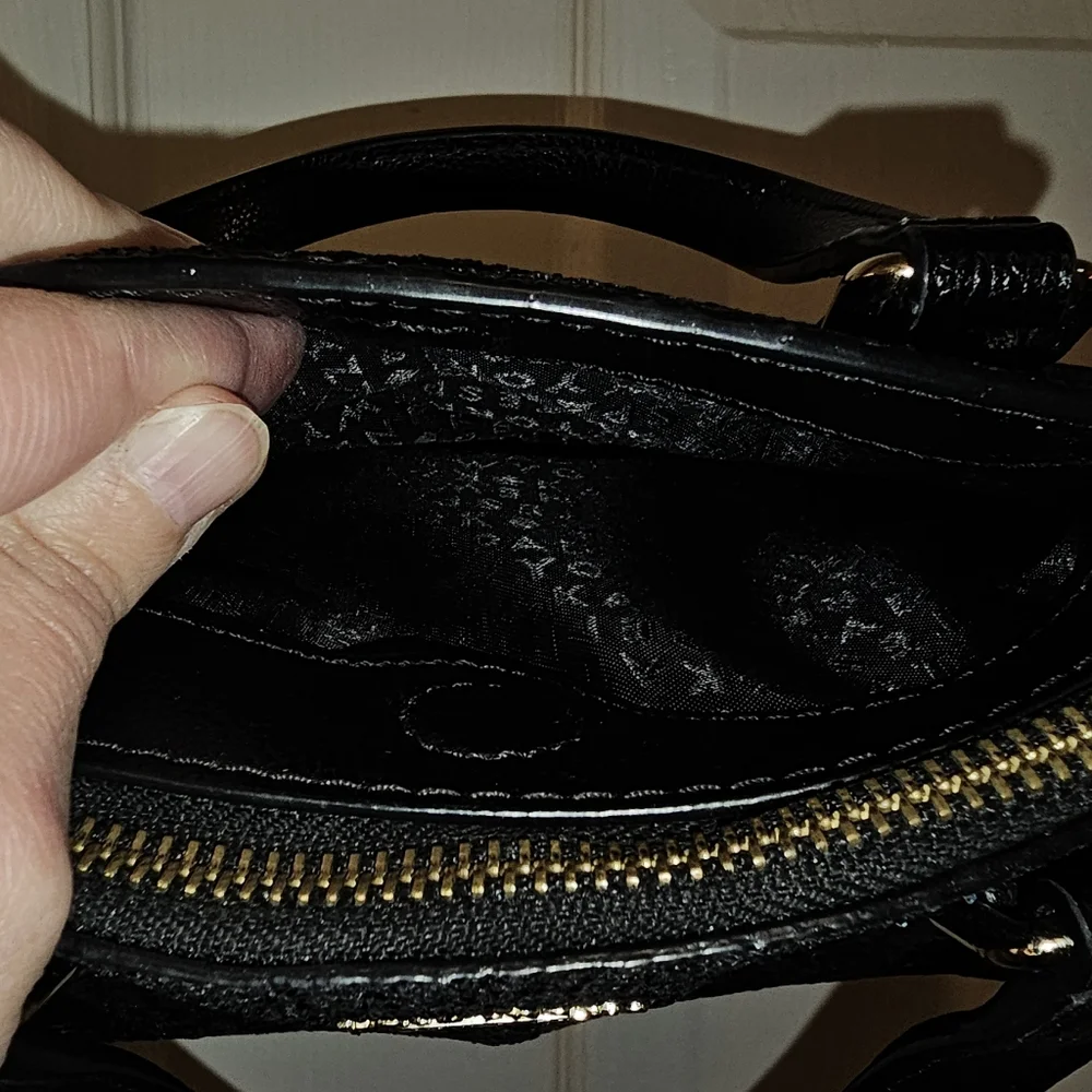 Kate Spade EUC Laurel Way Glitter Mini Riley Crossbody - Black